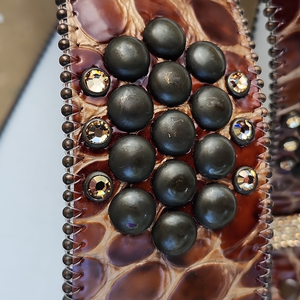 B.B. SIMON SWAROVSKI CRYSTALS AND ITALIAN LEATHER BELT - Picture 5 of 14